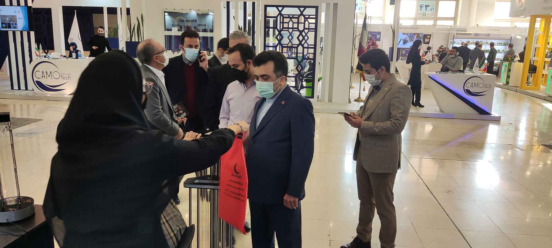 دستگاه ضدعفونی کننده هوا و سطوح
